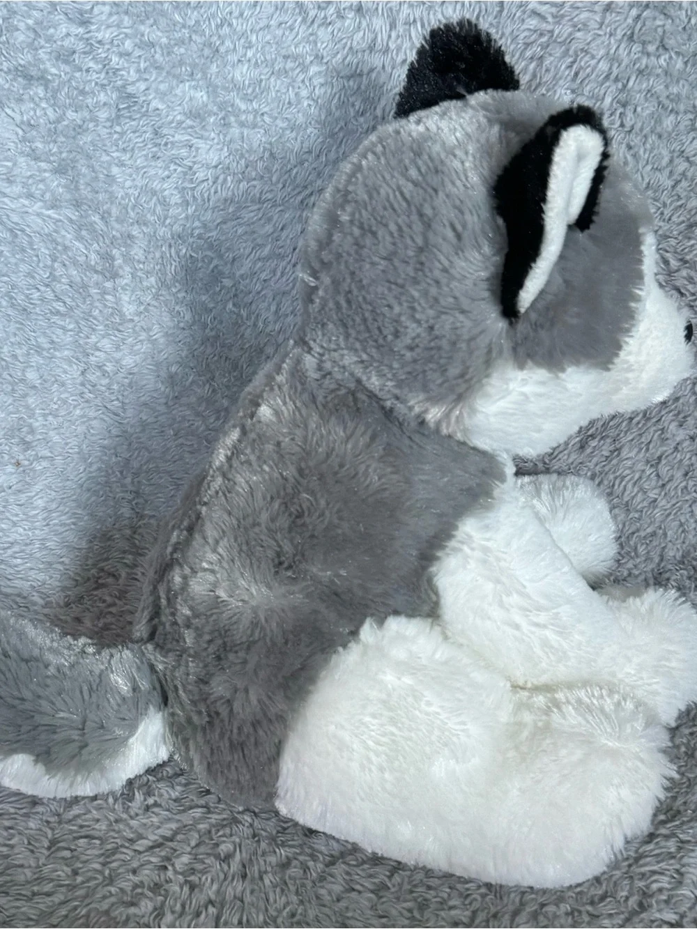 Aurora Husky Dog Plush 13” Wolf Stuffed Animal Gray White Soft Toy Blue Eyes